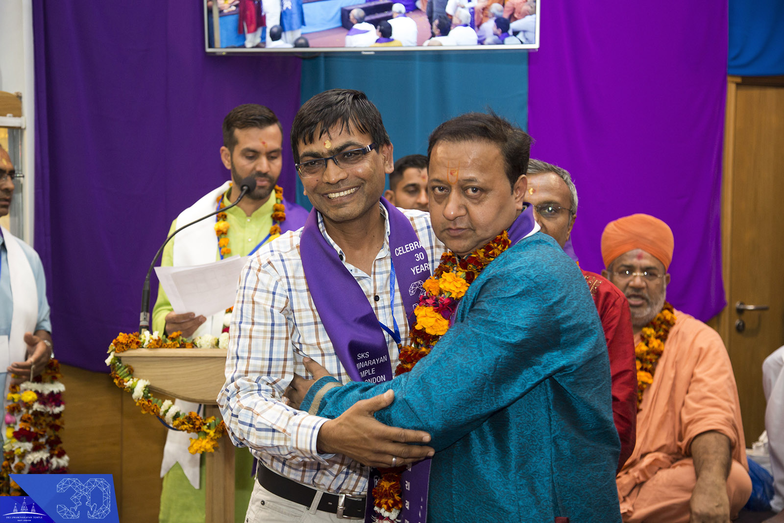 117  - ©1987-2017 SKS Swaminarayan Temple East London